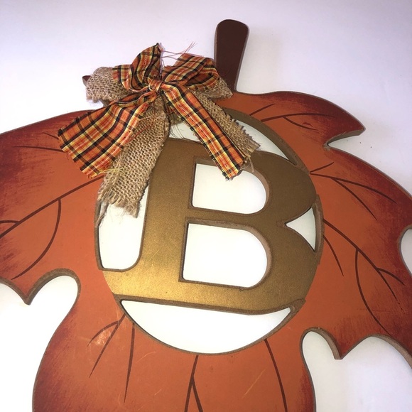 𝅺Harvest Leaf Monogram Letter B, Door Hanger decor - Picture 2 of 3
